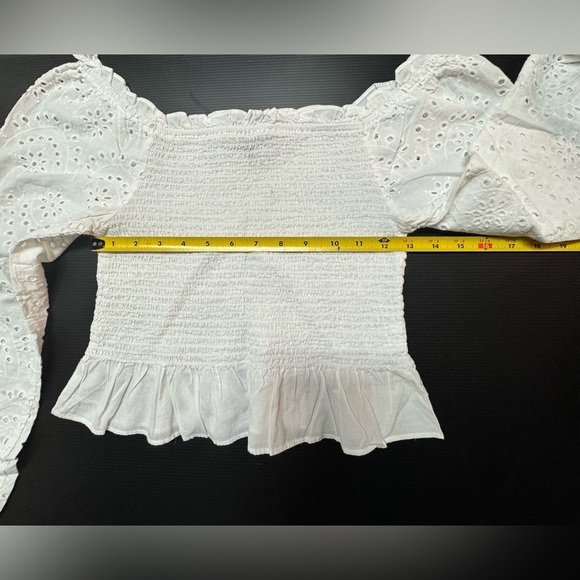 Derek Heart White Eyelet Peplum Blouse - Picture 5 of 11